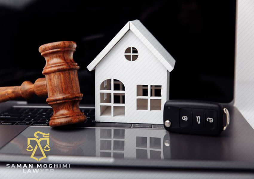 چرا داشتن وکیل ملکی مهم است؟
